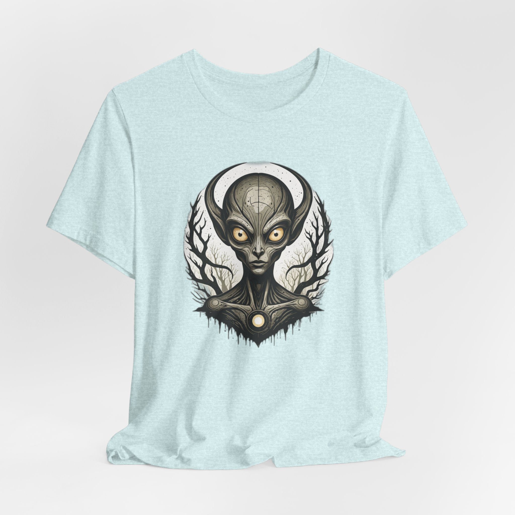 Dark Gothic Alien T-Shirt - Eerie Extraterrestrial Art Tee - Sci-Fi Horror Streetwear - Creepy Space Graphic Shirt for Men and Women