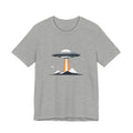 Retro UFO Flying Saucer Mountain T-Shirt - Minimalist Sci-Fi Alien Graphic Tee - Unique Outer Space Gift for Men & Women
