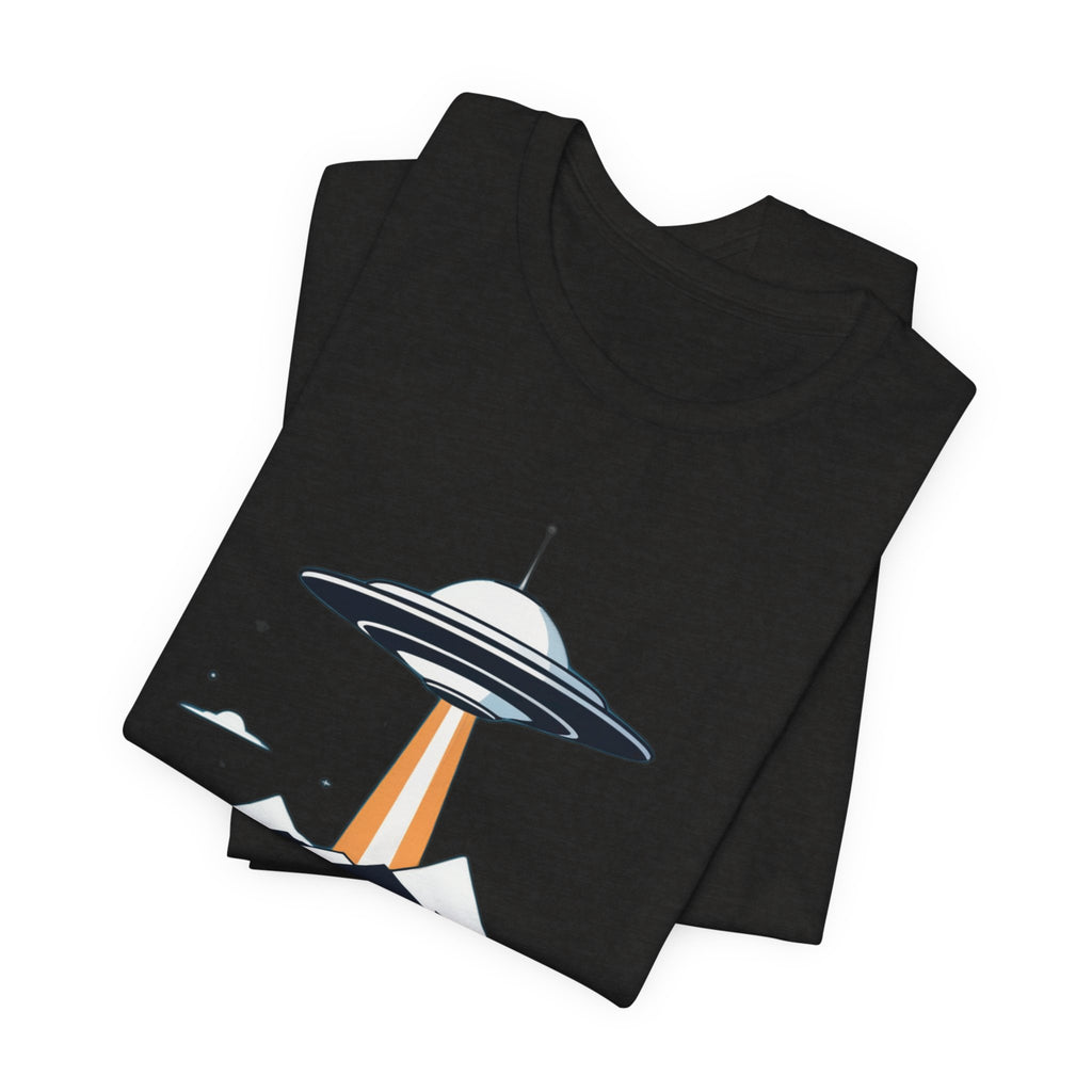 Retro UFO Flying Saucer Mountain T-Shirt - Minimalist Sci-Fi Alien Graphic Tee - Unique Outer Space Gift for Men & Women