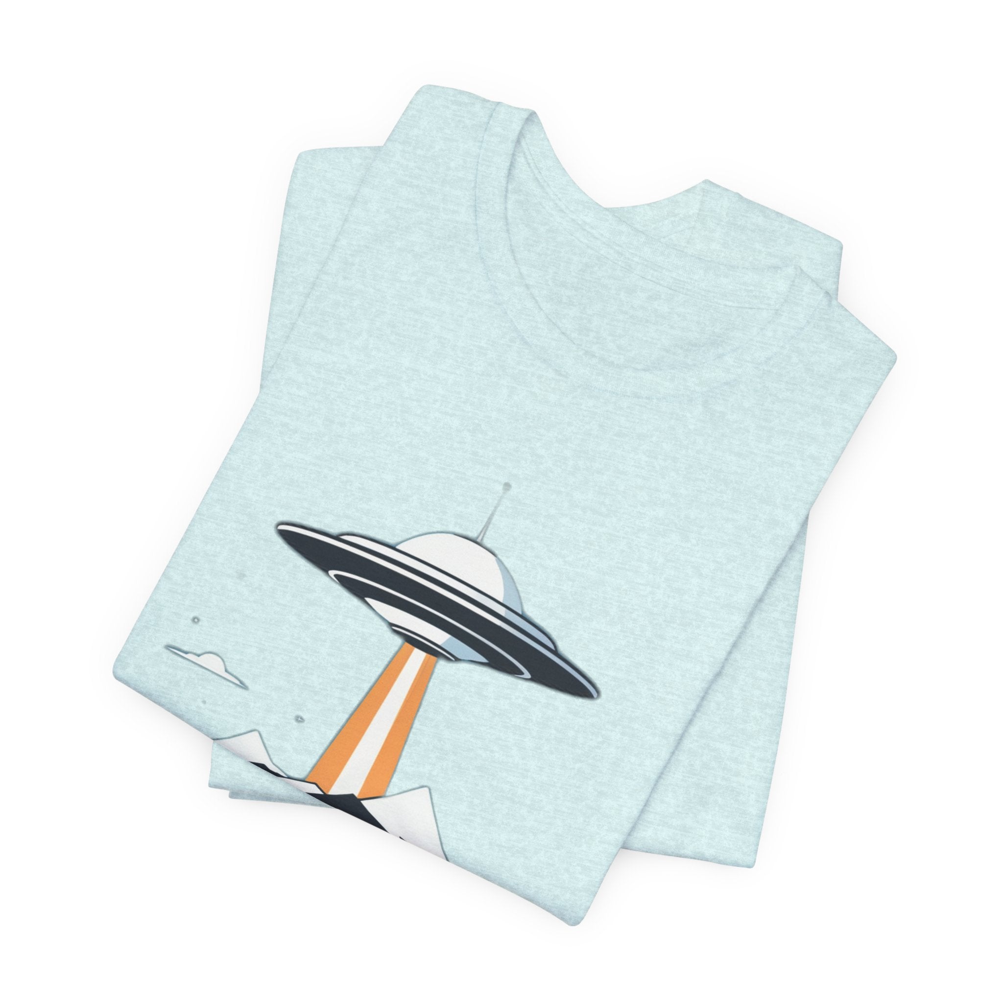 Retro UFO Flying Saucer Mountain T-Shirt - Minimalist Sci-Fi Alien Graphic Tee - Unique Outer Space Gift for Men & Women