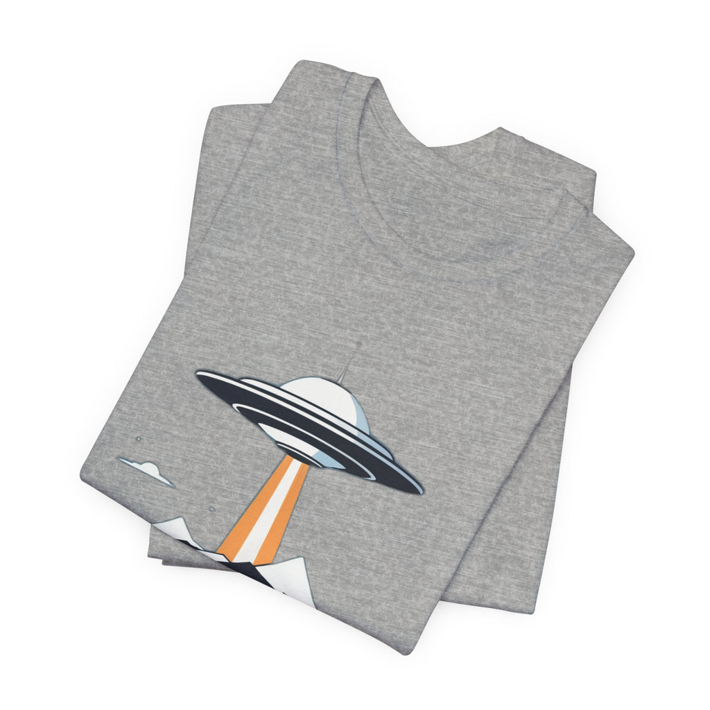 Retro UFO Flying Saucer Mountain T-Shirt - Minimalist Sci-Fi Alien Graphic Tee - Unique Outer Space Gift for Men & Women