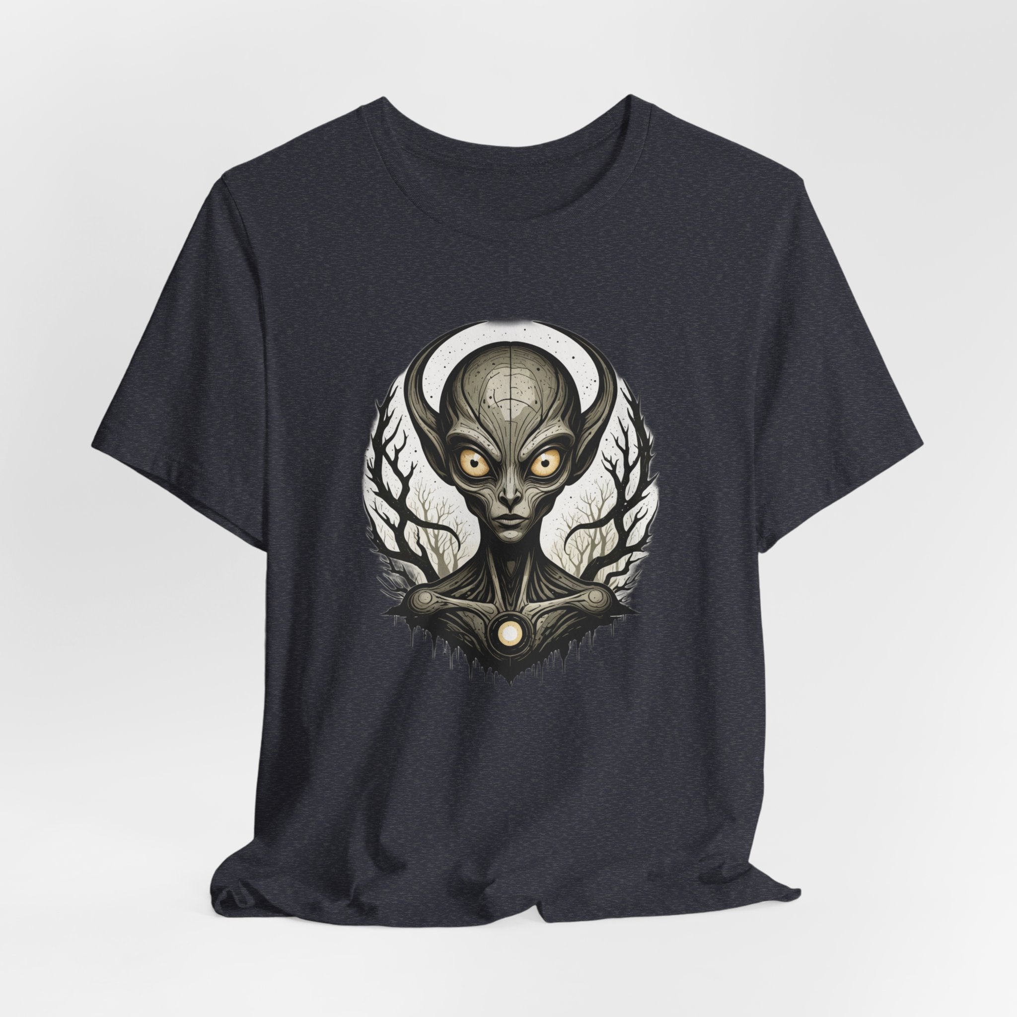 Dark Gothic Alien T-Shirt - Eerie Extraterrestrial Art Tee - Sci-Fi Horror Streetwear - Creepy Space Graphic Shirt for Men and Women