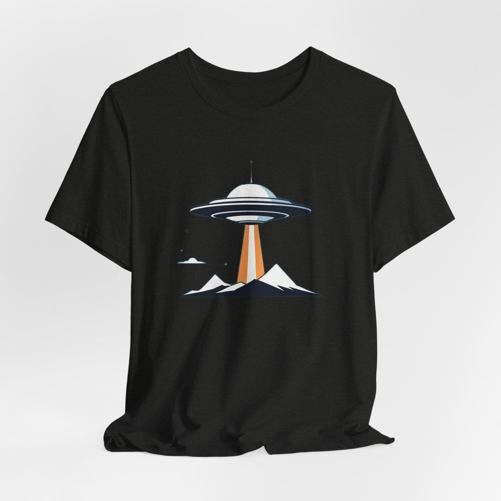 Retro UFO Flying Saucer Mountain T-Shirt - Minimalist Sci-Fi Alien Graphic Tee - Unique Outer Space Gift for Men & Women