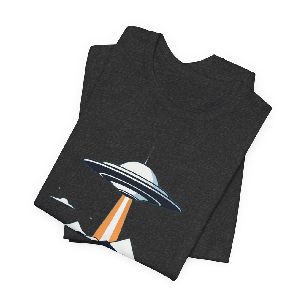 Retro UFO Flying Saucer Mountain T-Shirt - Minimalist Sci-Fi Alien Graphic Tee - Unique Outer Space Gift for Men & Women