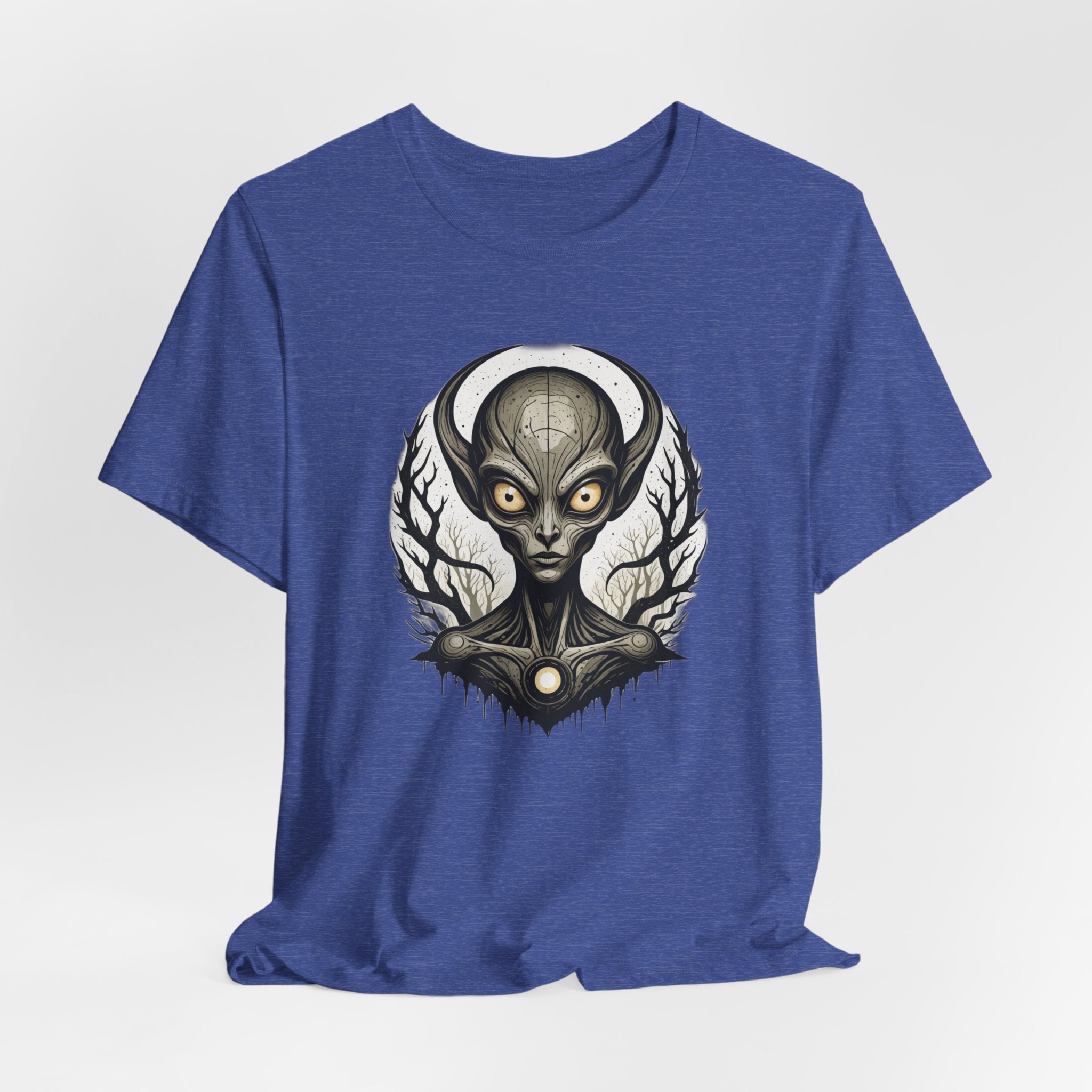 Dark Gothic Alien T-Shirt - Eerie Extraterrestrial Art Tee - Sci-Fi Horror Streetwear - Creepy Space Graphic Shirt for Men and Women