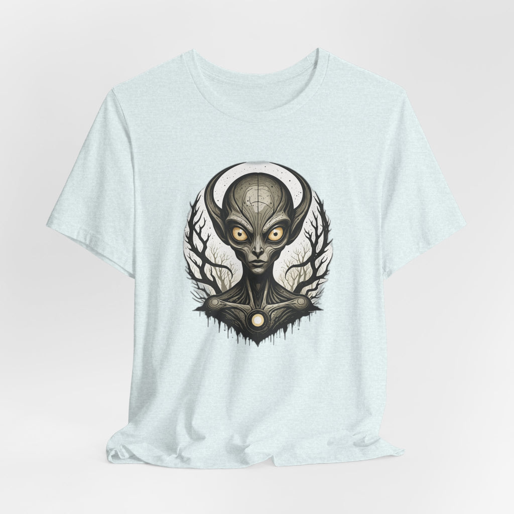 Dark Gothic Alien T-Shirt - Eerie Extraterrestrial Art Tee - Sci-Fi Horror Streetwear - Creepy Space Graphic Shirt for Men and Women