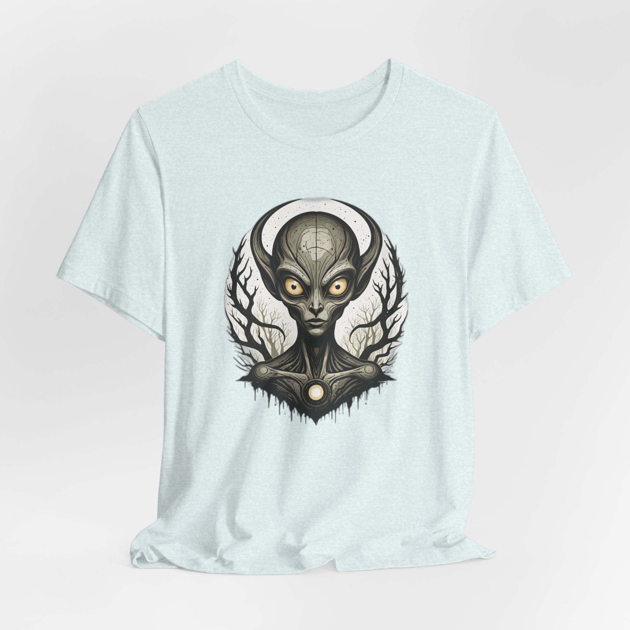 Dark Gothic Alien T-Shirt - Eerie Extraterrestrial Art Tee - Sci-Fi Horror Streetwear - Creepy Space Graphic Shirt for Men and Women